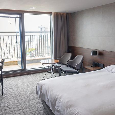 Hotel With City Jeju Exterior foto